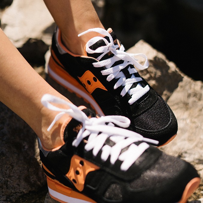 Кроссовки женские Saucony Shadow Original Black/Coral